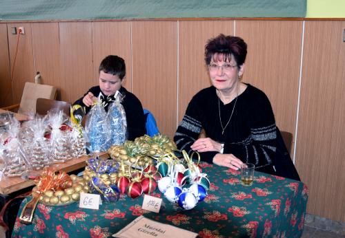 1. Adventný a vianočný trh